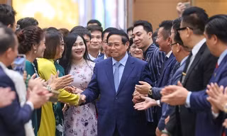 Thủ tướng gặp mặt đại diện doanh nghiệp tư nhân tiêu biểu toàn quốc