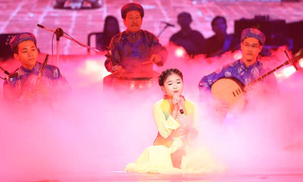 Thiện Nhân với màn thể hiện chầu văn vô cùng xuất sắc.