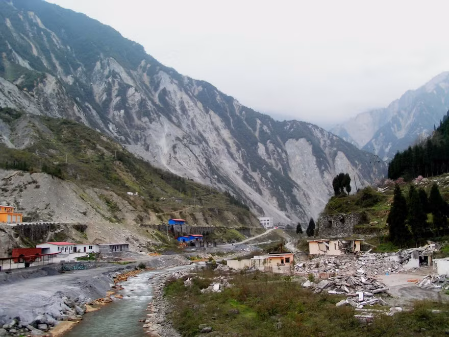 Hé lộ nguyên nhân gây ra trận động đất ở Nepal