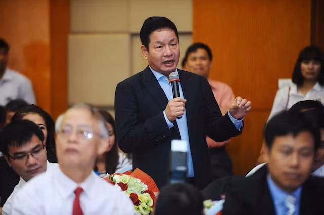 Phát biểu tại chương trình, ông Trương Gia Bình, Chủ tịch HĐQT FPT, cho biết tập đoàn này đã thành lập Quỹ Ventures, hỗ trợ cho các bạn trẻ, nhà khoa học khởi nghiệp để ai cũng có cơ hội thực hiện ý tưởng công nghệ của mình"