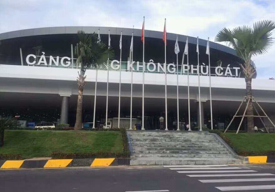 Cảng Hàng không Phù Cát đã và đang được đẩy mạnh đầu tư nâng cấp để đáp ứng việc khai thác các chuyến bay quốc tế năm 2020.