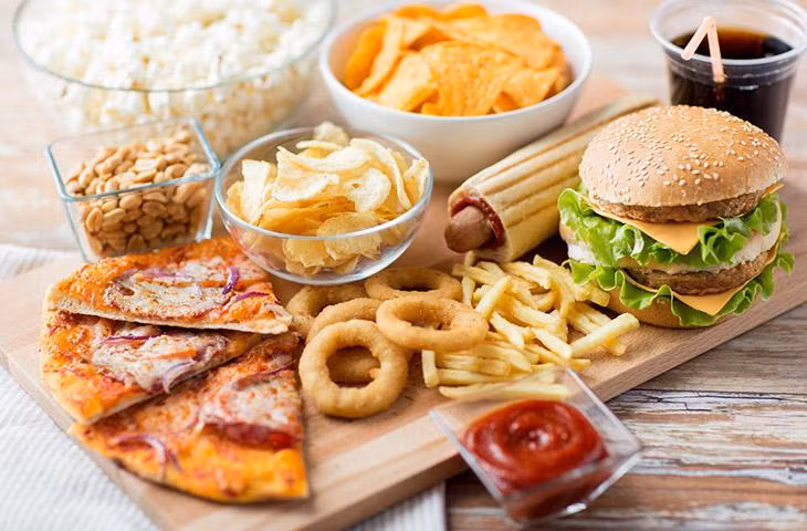 Những thực phẩm nhiều người mê nhưng khiến trí nhớ của bạn suy giảm nghiêm trọng
