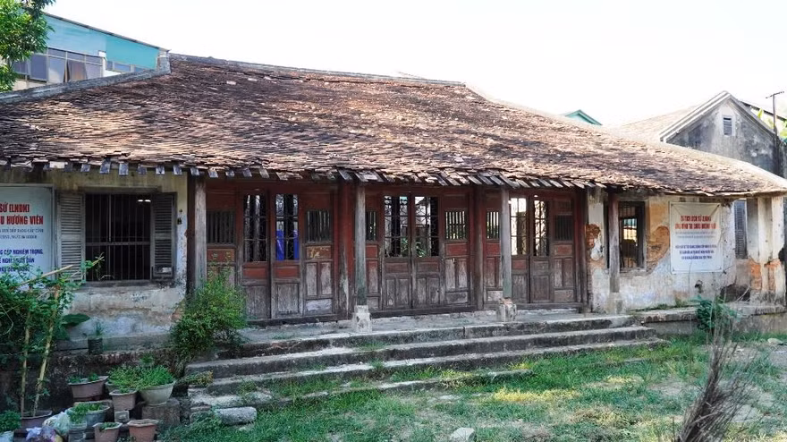 Sau khi được công nhận di tích, Châu Hương Viên vẫn là phế tích.