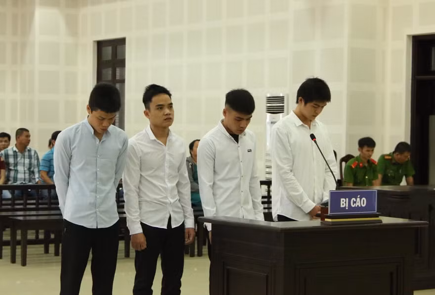 Các bị cáo tại tòa