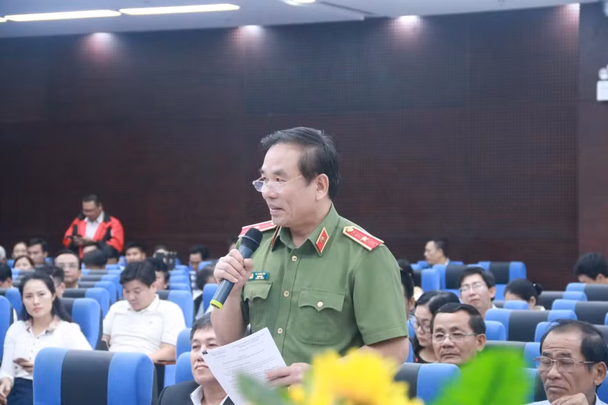 Thiếu tướng Vũ Xuân Viên thông tin về vụ cướp hơn 40 triệu.