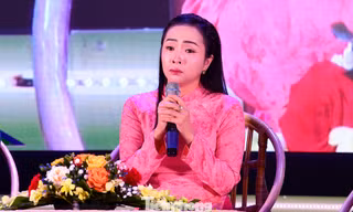 Nghẹn ngào 'cô ơi, mẹ em bỏ đi rồi...'