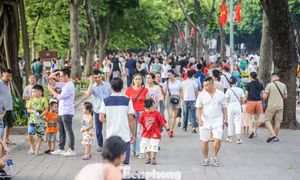 Nghỉ Lễ Giỗ tổ Hùng Vương và 30/4 - 1/5: Có nên hoán đổi làm việc để nghỉ liên tiếp 9 ngày?
