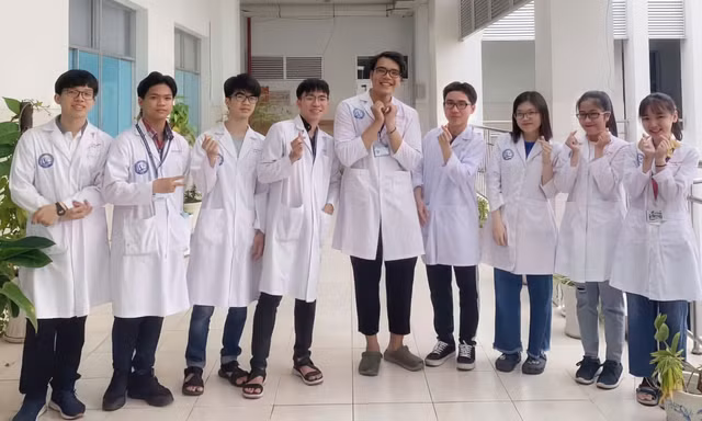 Siết đào tạo ngành Y: Người trong cuộc nghĩ gì?