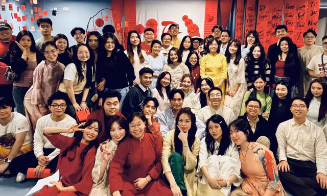 Tết truyền thống - nhịp cầu văn hóa gắn kết cộng đồng trẻ Việt tại Đức