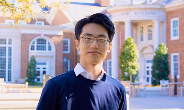 Từ miền Tây đến Ivy League: Nam sinh Việt trúng tuyển chương trình MBA Đại học Cornell