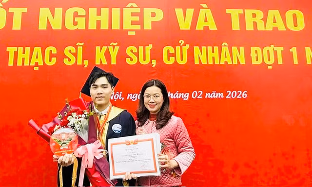 Tốt nghiệp không chỉ là nhận bằng, mà là “sàn diễn” của tuổi trẻ