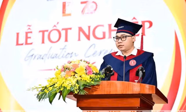 Nam sinh Bách khoa tốt nghiệp xuất sắc trước 1 kỳ với GPA 3.7: ‘Gia đình còn khó khăn nên bản thân mình phải cố gắng’ 