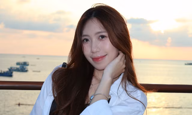 Từ cô học trò yêu văn chương đến sinh viên Báo Truyền hình theo đuổi ước mơ đứng trước ống kính