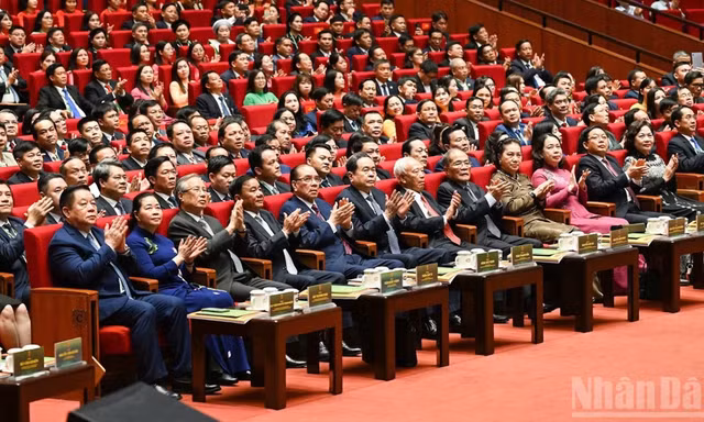 Khai mạc trọng thể Đại hội đại biểu toàn quốc Hội Nông dân Việt Nam lần thứ IX