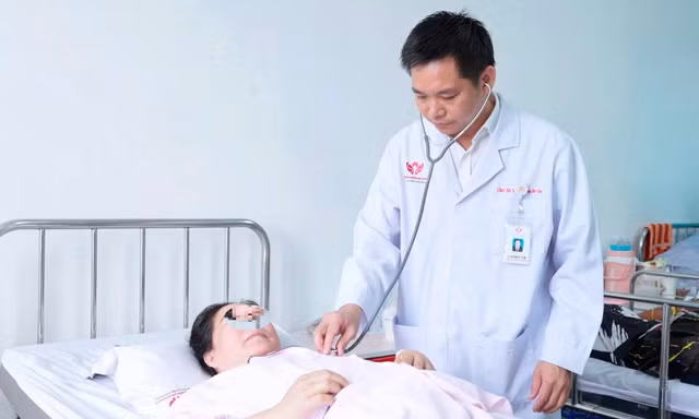 Ca bệnh hy hữu: Nhồi máu não nhưng chưa thể dùng thuốc vì bệnh nhân đang chảy máu