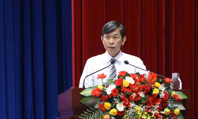 Giám đốc Sở Y tế Tây Ninh lên tiếng phủ nhận thông tin máy chạy thận 'đắp chiếu'