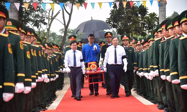 Tây Ninh truy điệu, an táng 173 hài cốt liệt sĩ hy sinh tại Campuchia
