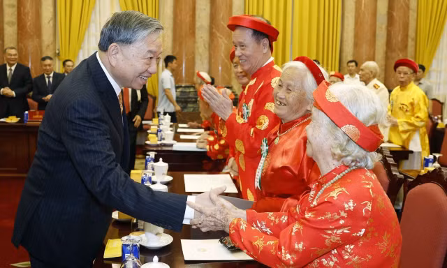 Tổng Bí thư, Chủ tịch nước: Đất nước luôn cần tiếng nói tâm huyết của người cao tuổi