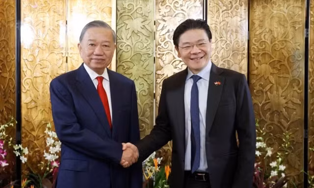Việt Nam - Singapore ký nhiều văn kiện hợp tác quan trọng