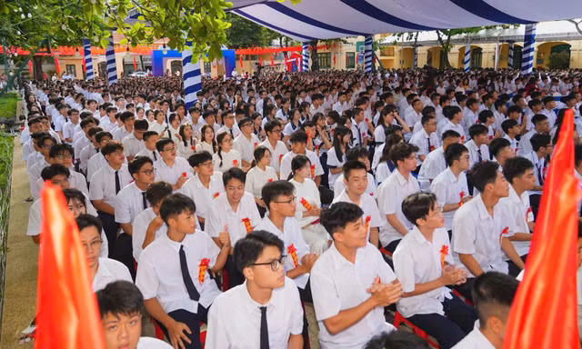 Hải Phòng yêu cầu kiểm tra việc dạy thêm ngoài giờ có thu tiền