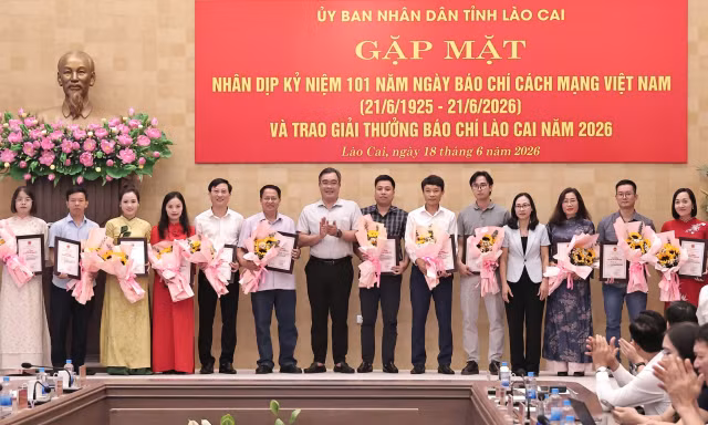 Báo Tiền Phong đạt giải C báo chí tỉnh Lào Cai