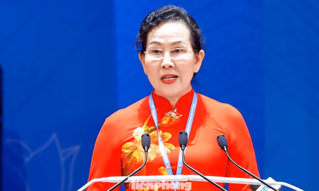 Bà Lê Thị Thủy tiếp tục làm Chủ tịch Hội Liên hiệp Phụ nữ Việt Nam