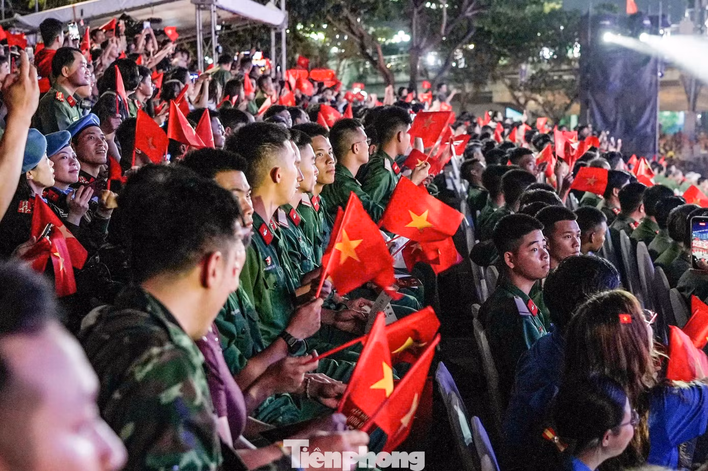 tp-tiep-lua-tu-hao-10.jpg