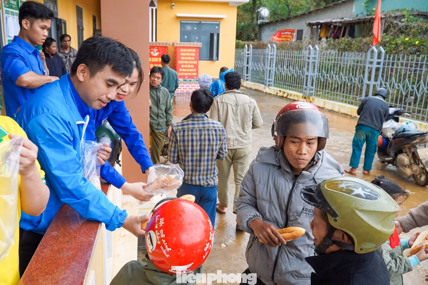 tp-tinh-nguyen-mua-dong-11.jpg