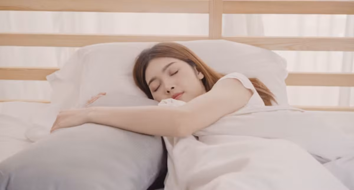 Giấc ngủ chịu ảnh hưởng bởi nhiều yếu tố hơn chỉ riêng hướng nằm.