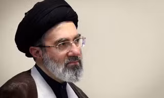 Lãnh tụ Tối cao Iran: Chữ ký của ông Trump ‘vô giá trị’