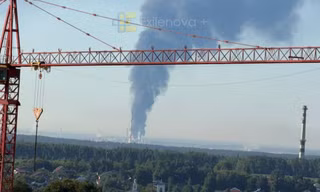 Ukraine tập kích nhà máy lọc dầu lớn thứ tư của Nga