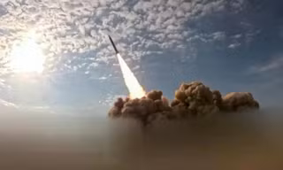 Iran phóng tên lửa đạn đạo về phía Kuwait và Bahrain, Mỹ tuyên bố đánh chặn loạt mục tiêu