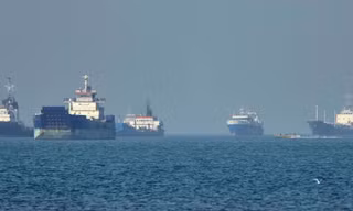 Iran tuyên bố sẵn sàng hỗ trợ các tàu thương mại qua eo biển Hormuz