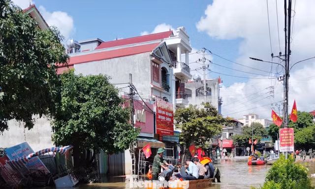 Lũ gây lụt nhiều địa phương ở Chi Lăng.