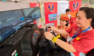 Công an Hà Nội tổ chức ngày hội trải nghiệm không thể bỏ lỡ tại phố đi bộ Hồ Gươm