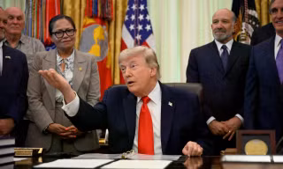 Có gì trong thỏa thuận hòa bình mà Tổng thống Mỹ Trump tuyên bố đã đạt được với Iran?