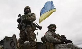 Ukraine liên tục giành lại lãnh thổ vùng biên giới trước thềm hội nghị thượng đỉnh Nga - Mỹ