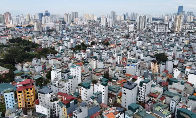 "Lạc" vào thủ phủ chung cư mini vượt tầng ngộp thở 